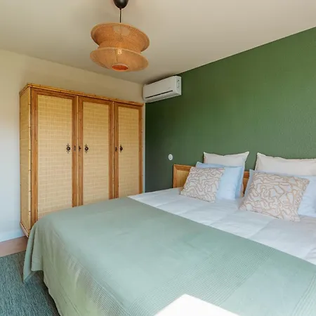 Appartement Chic 3 Avec Parking Prive